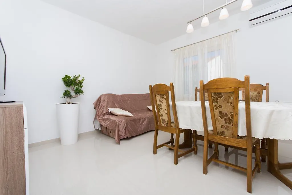 Apartment Gostinjska Kaštela