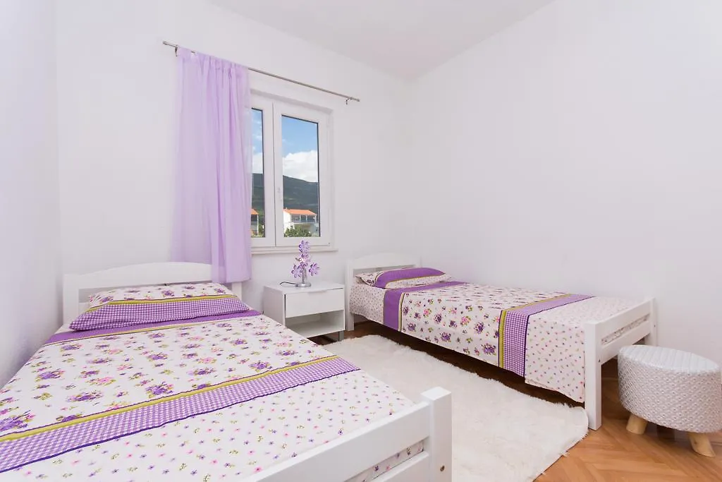 Apartment Gostinjska 0*, Kastela